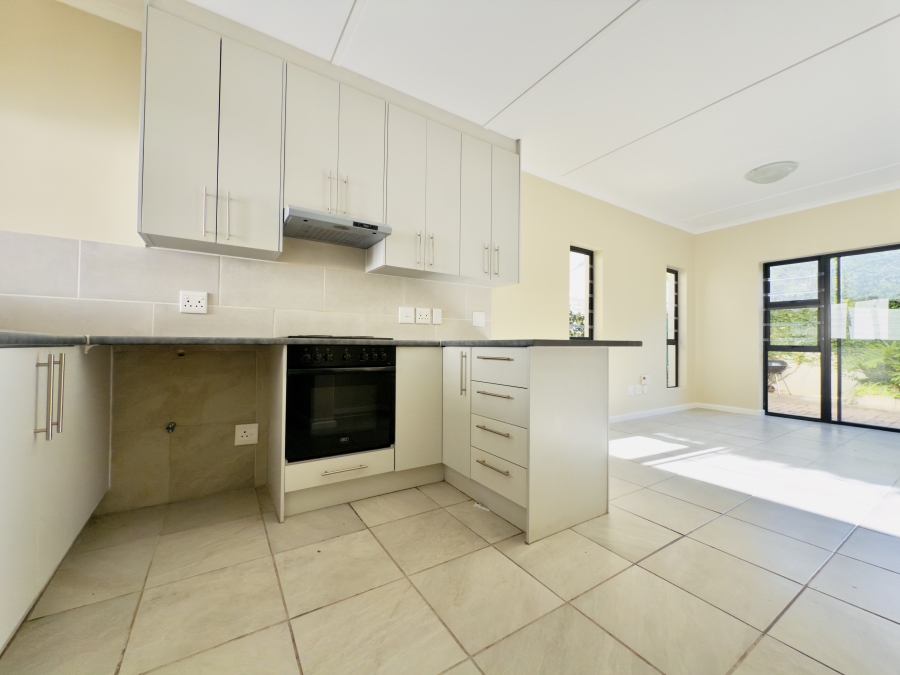 2 Bedroom Property for Sale in Onrus Western Cape